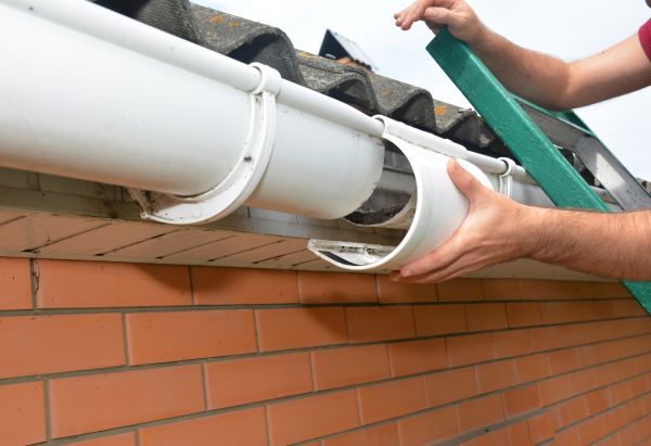 Gutter Maintenance in Valdosta