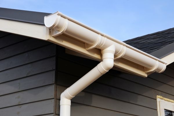 Roof Gutter Replacement in Valdosta