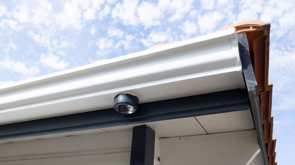 Seamless Gutters Installation in Valdosta