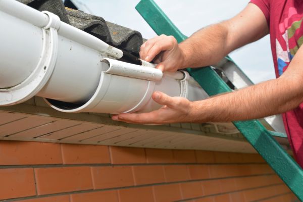 Large Gutter Repair in Valdosta