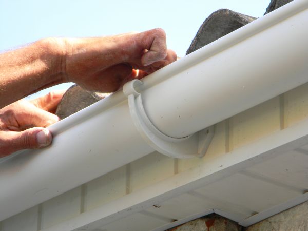 Plastic Gutter Repair in Valdosta