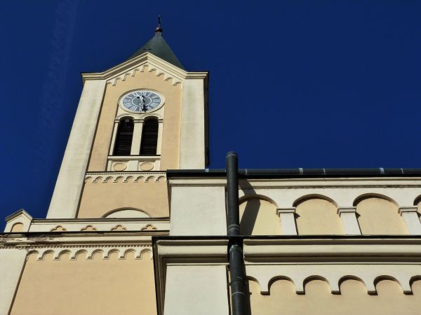 Church Gutter Installation in Valdosta